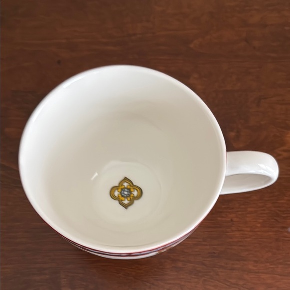 Love Red and Gold Teacup Set - Picture 11 of 14